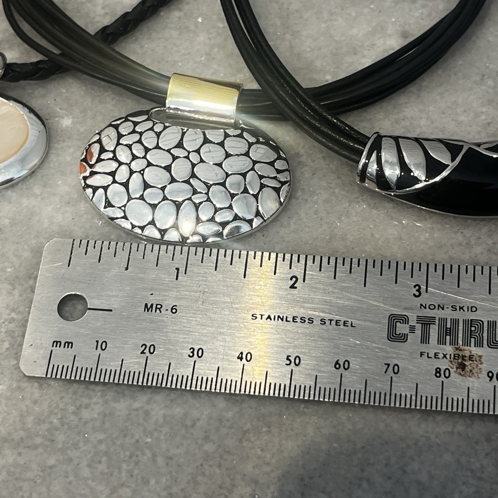 Lot Of 3 Leather, Silver Chokers- NAPIER Pebble, RMN Abalone, Silver & Leaf - Picture 5 of 7